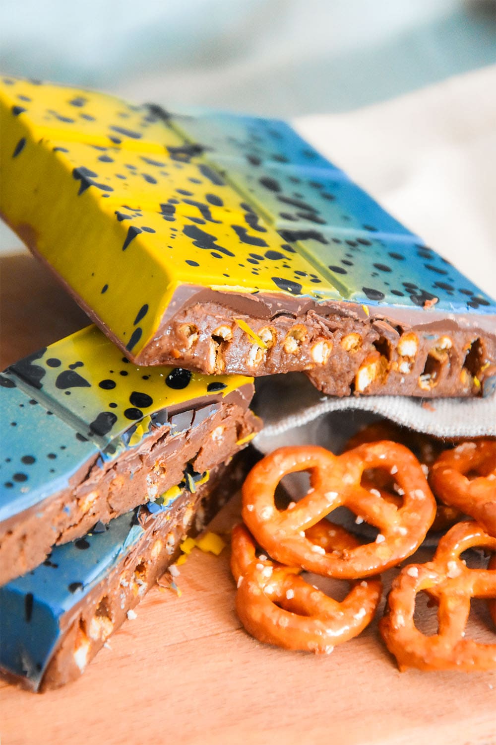 Tablette de Chocolat Kunéfe / Pécan / Brétzel Tablette de Chocolat Kunéfe / Pécan / Brétzel – Image 2